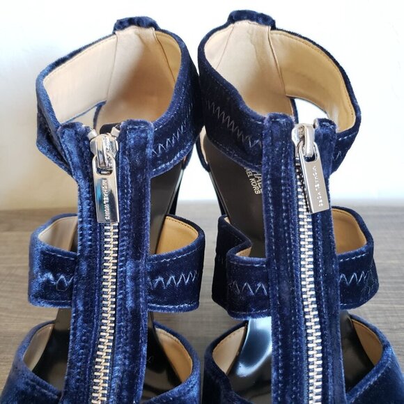 Michael Kors Berkley Velvet T-Strap Heels Admiral Blue Size Women's 10 Zippered - Picture 8 of 12